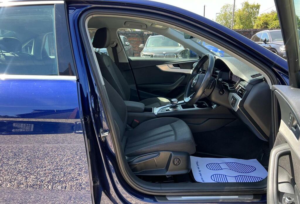 Audi A4 35 Tdi Sport S Tronic Comfortsound Grey #13
