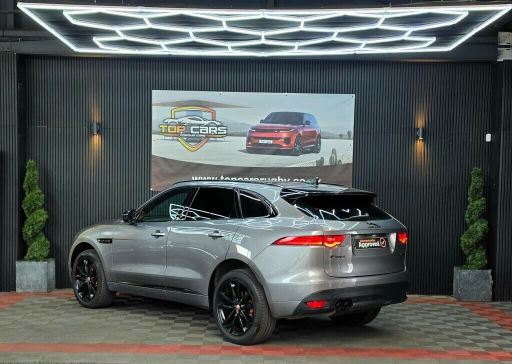 Jaguar F-Pace 2.0 D180 Chequered Flag Grey #6