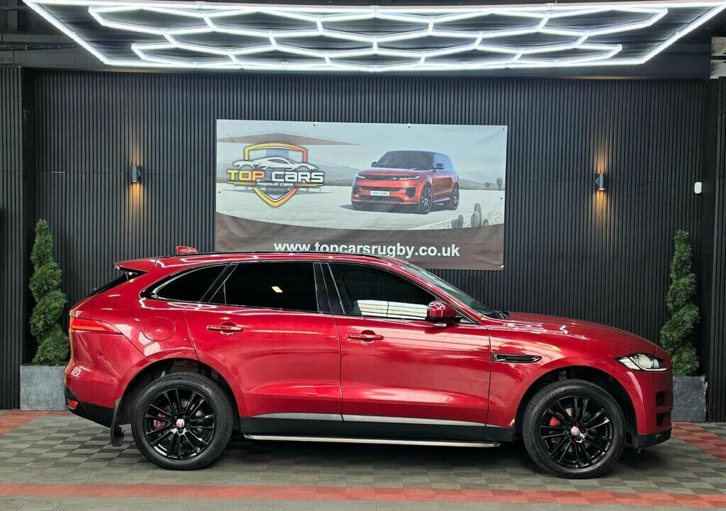 Jaguar F-Pace 2.0 D180 Portfolio Red #4