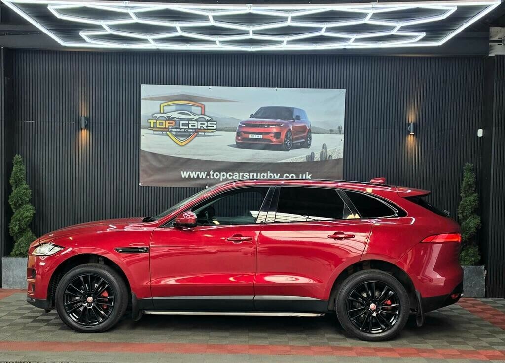 Jaguar F-Pace 2.0 D180 Portfolio Red #3