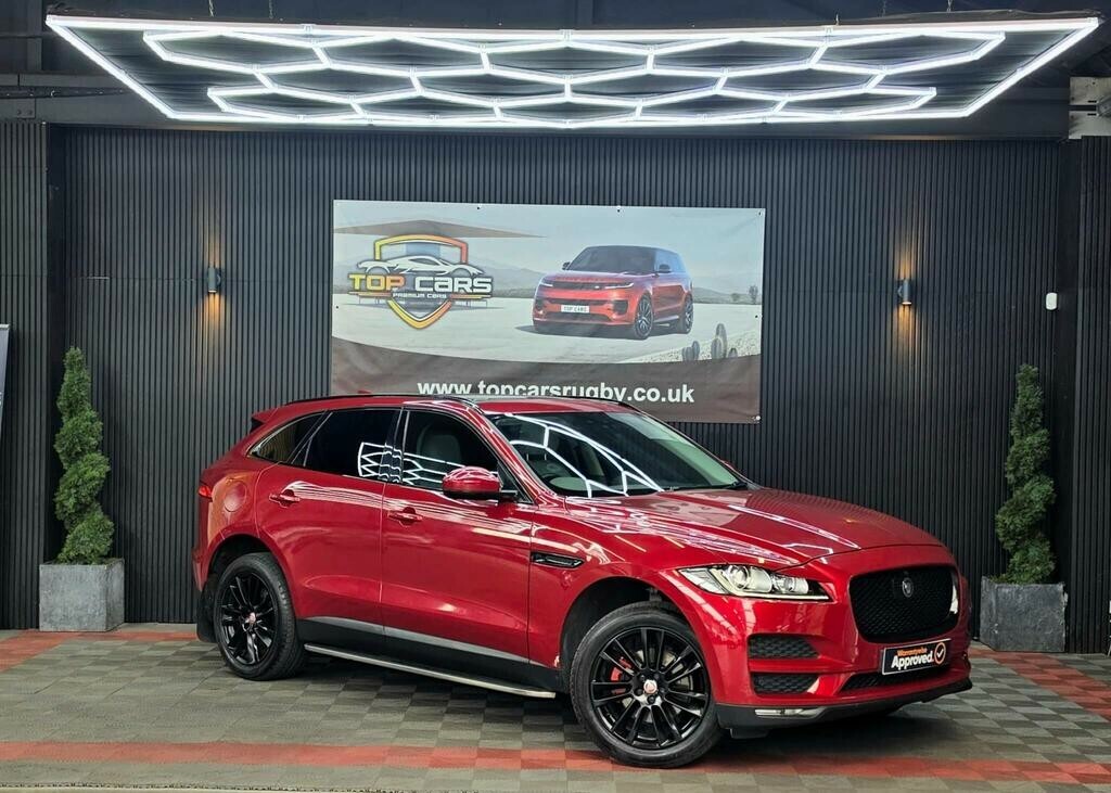 Jaguar F-Pace 2.0 D180 Portfolio Red