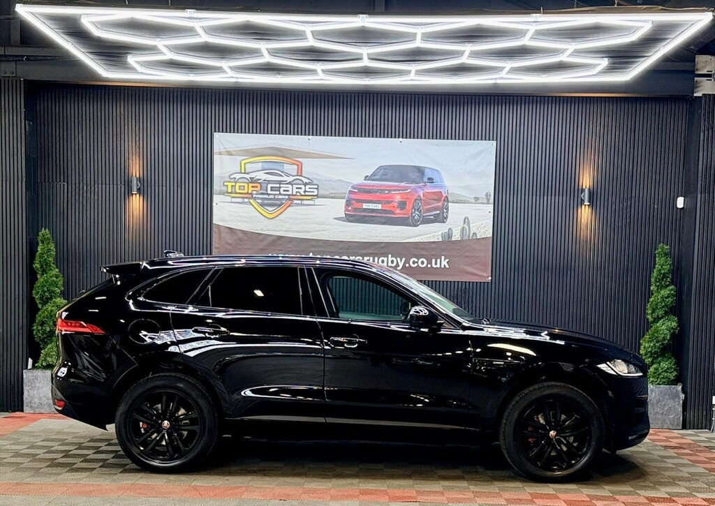 Jaguar F-Pace 2.0 D180 R-sport Black #4