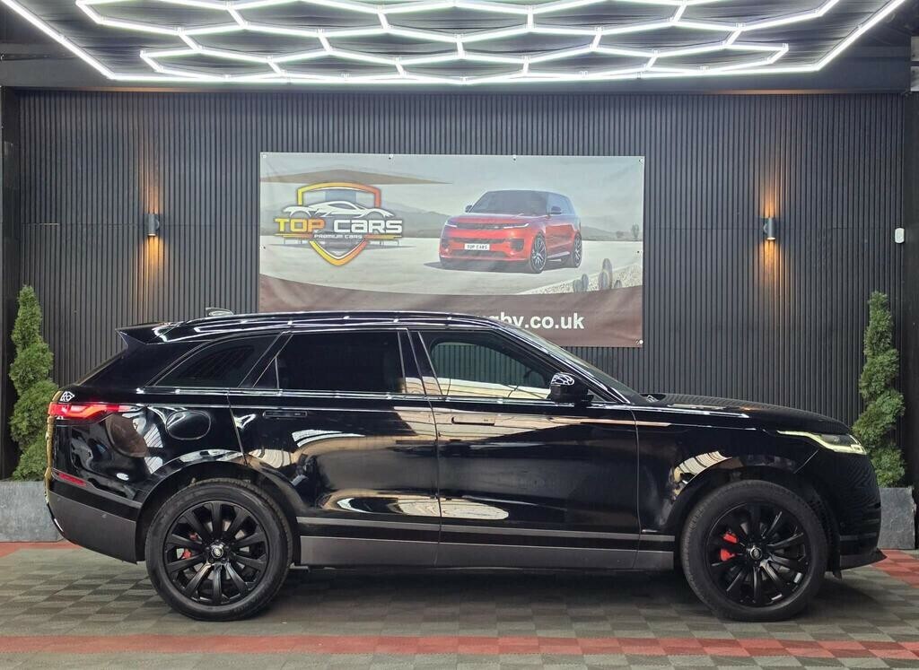 Land Rover Range Rover Velar 2.0 D240 R-dynamic Se Black #4
