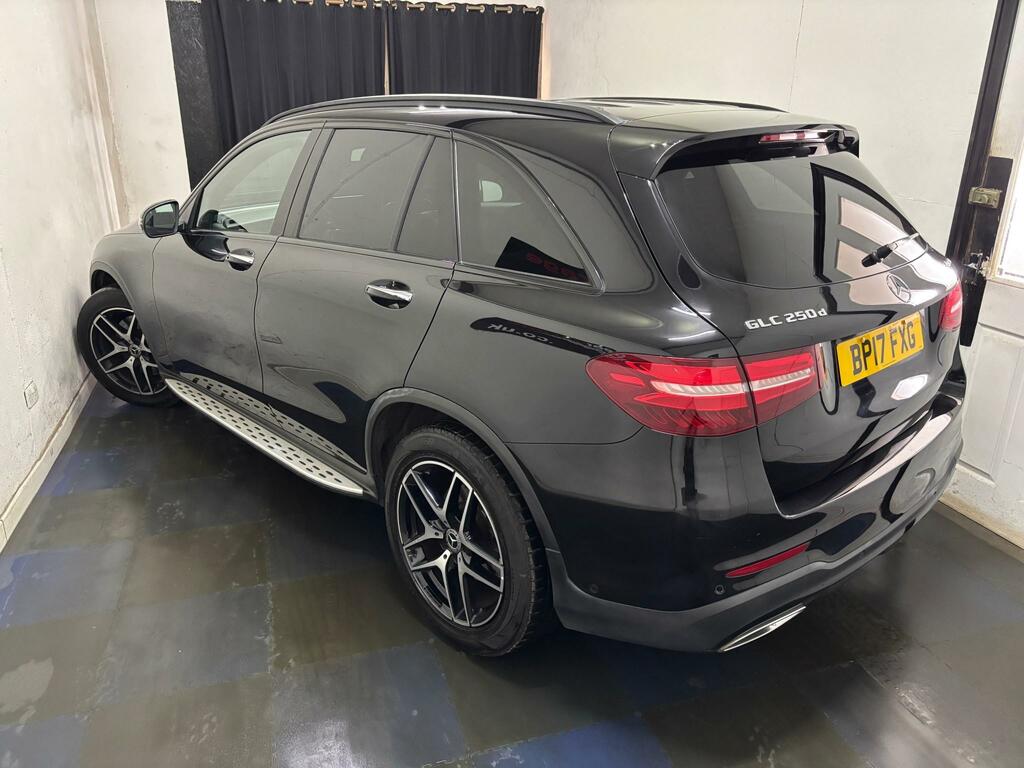 Mercedes-Benz GLC Class 250 D 4Matic Amg Line Premium Black #4