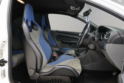 Ford Focus 2010 10 2.5 White #2