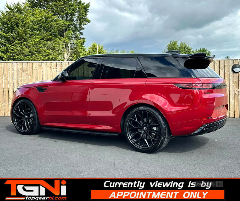 Land Rover Range Rover Sport 3.0 D300 Dynamic Se  #2