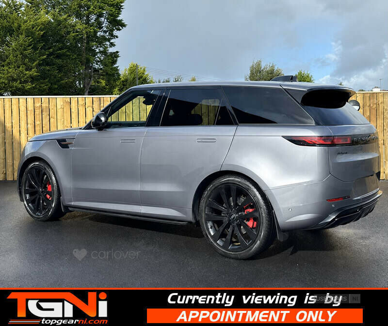 Land Rover Range Rover Sport 3.0 D300 Dynamic Se #2