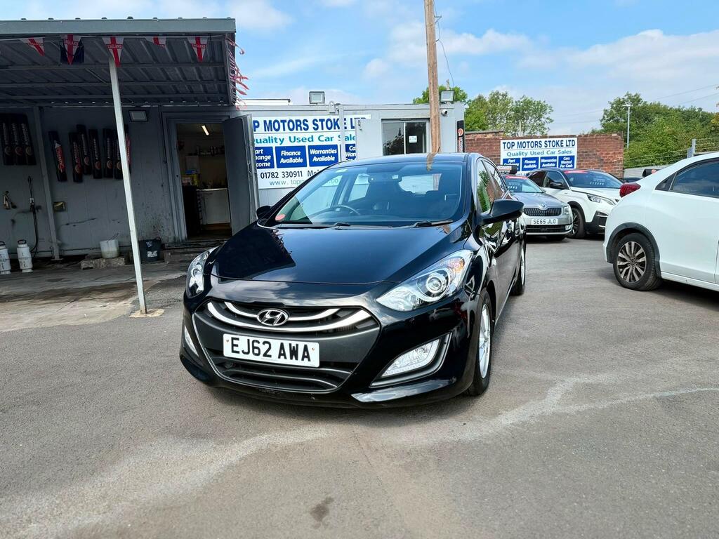 Hyundai I30 1.6 Crdi Active Euro 5 Black #2
