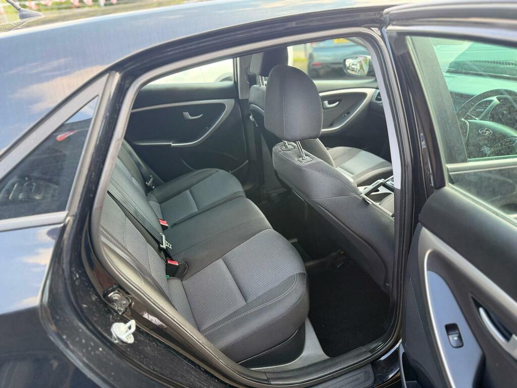 Hyundai I30 Estate 1.6 Crdi Blue Drive Style Nav Tourer Euro 5 Black #12