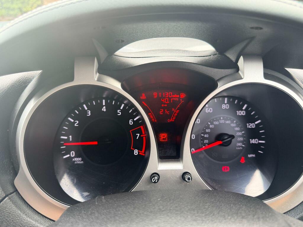Nissan Juke Suv 1.6 Dig-t Nismo Rs Euro 5 Euro 5 201515 Silver #25
