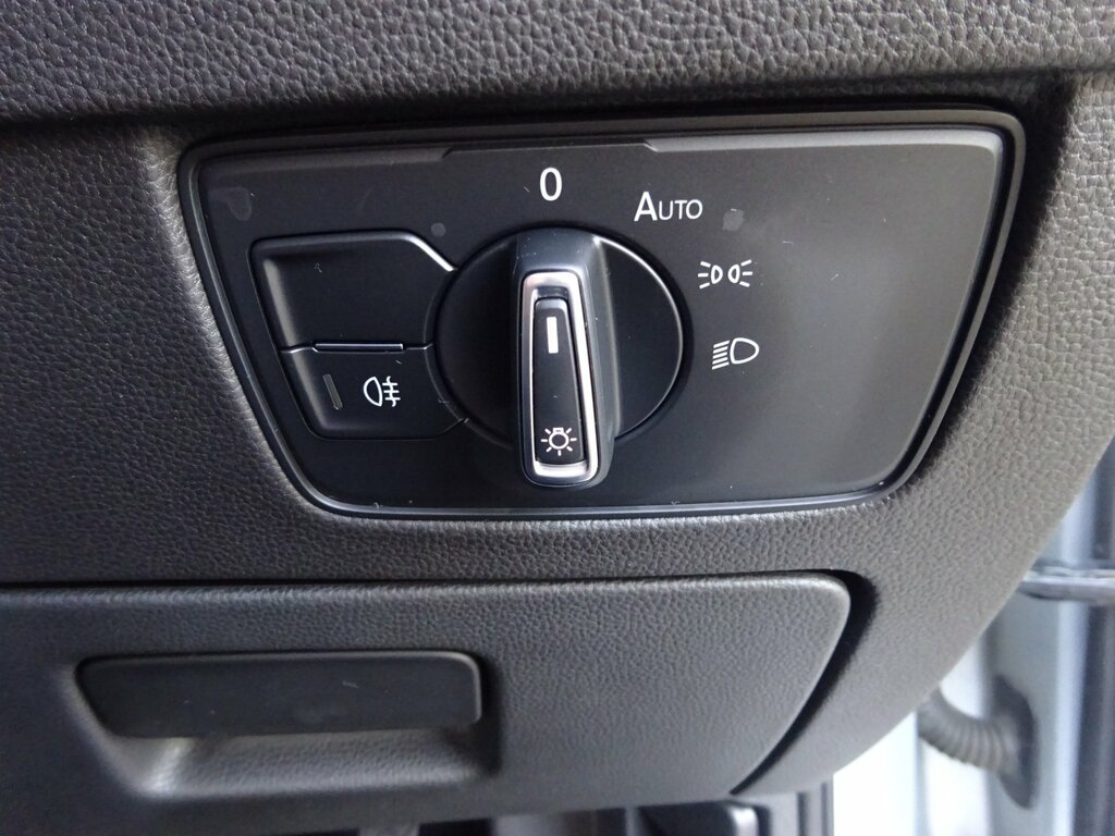 Volkswagen Passat 1.5 Sel Tsi Evo Dsg 148 Bhp White #17