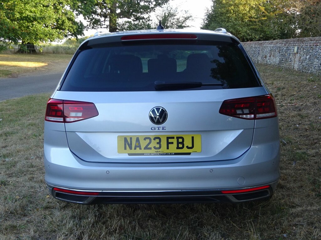 Volkswagen Passat 1.5 Sel Tsi Evo Dsg 148 Bhp White #15