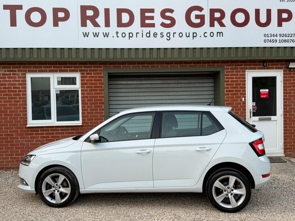 Skoda Fabia 1.0 Tsi Se L Euro 6 Ss White