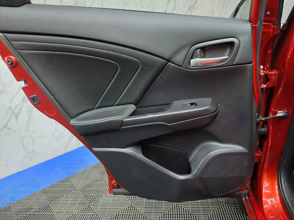 Honda Civic 1.4 I-vtec Sport 5-Door White #18