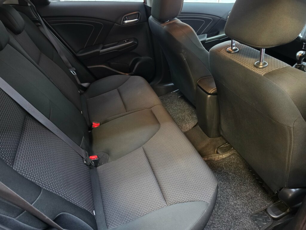 Honda Civic 1.4 I-vtec Sport 5-Door White #14