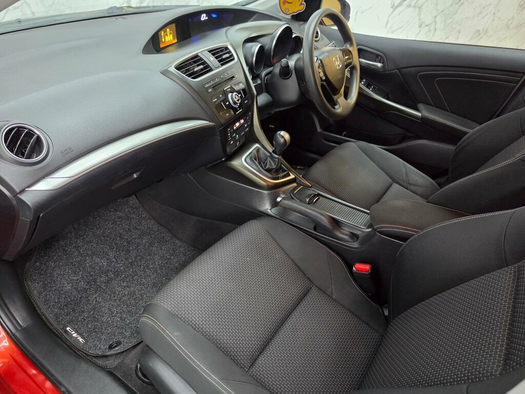 Honda Civic 1.4 I-vtec Sport 5-Door White #10