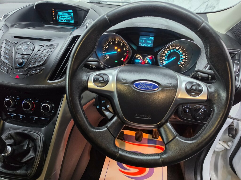 Ford Kuga 2.0 Tdci Titanium Suv 2Wd Euro 6 Black #9