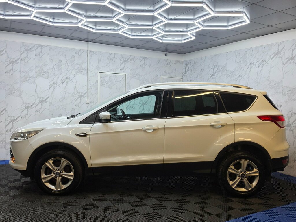 Ford Kuga 2.0 Tdci Titanium Suv 2Wd Euro 6 Black #8