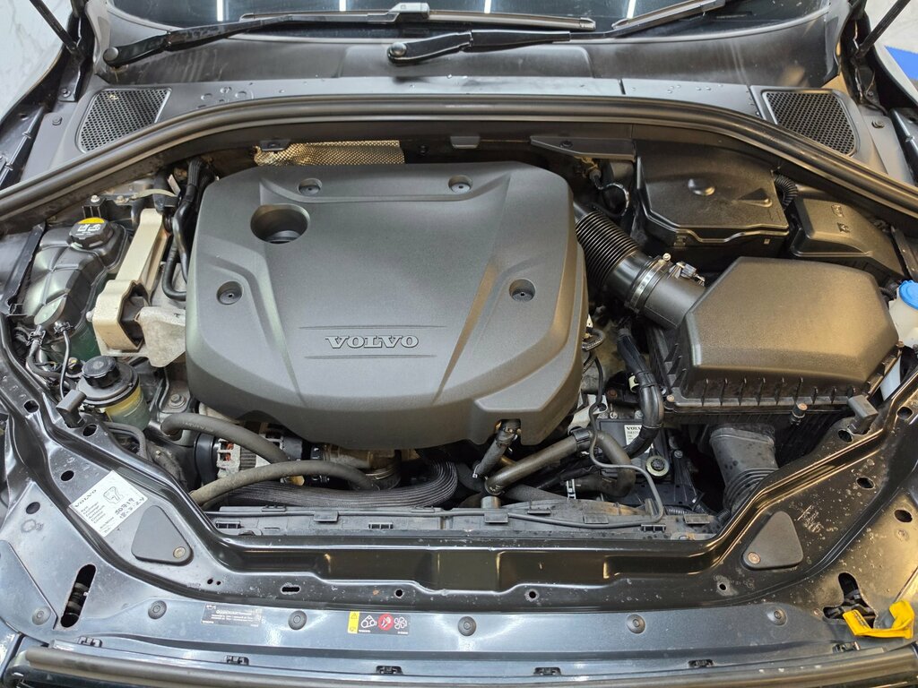 Volvo XC60 2.4 D5 Se Lux Nav Suv Awd Euro 6  #22