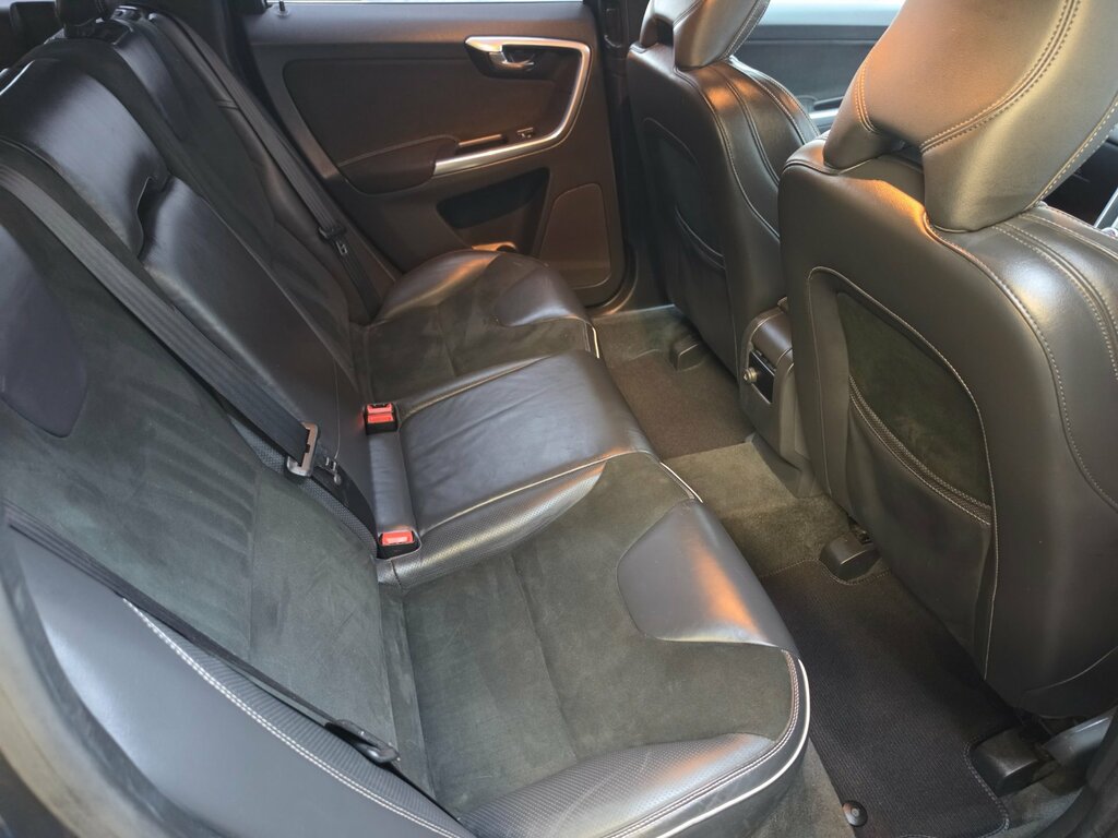 Volvo XC60 2.4 D5 Se Lux Nav Suv Awd Euro 6  #16
