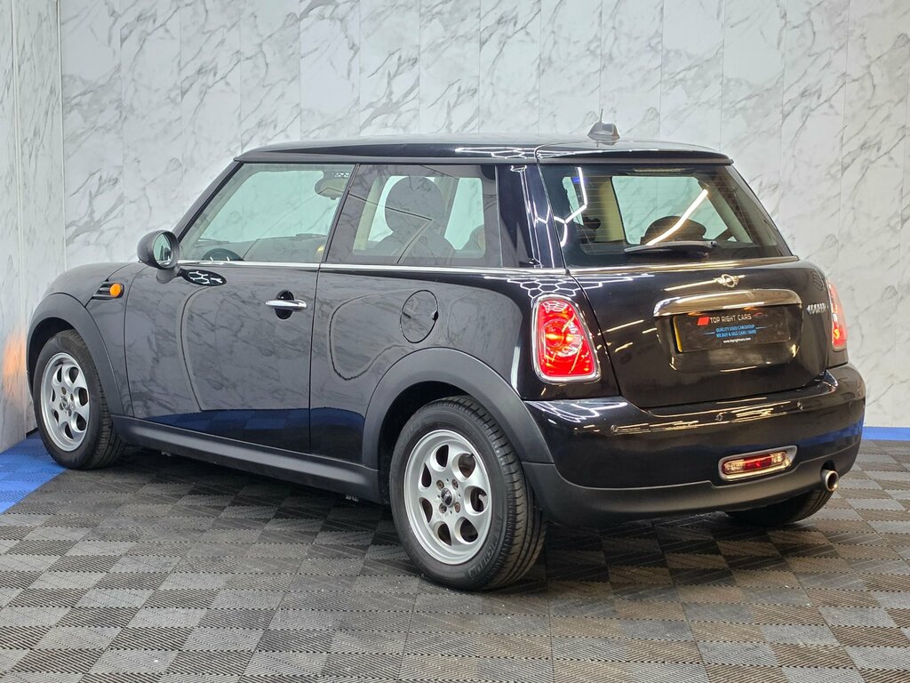 Mini Hatch 1.6 Cooper Hatchback Ulez Ss 122 Ps Petro SR62KLS Black #4