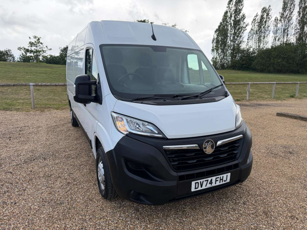 Vauxhall Movano 3500 Biturbo Prime Fwd L3 H2 Euro 6 Ss White
