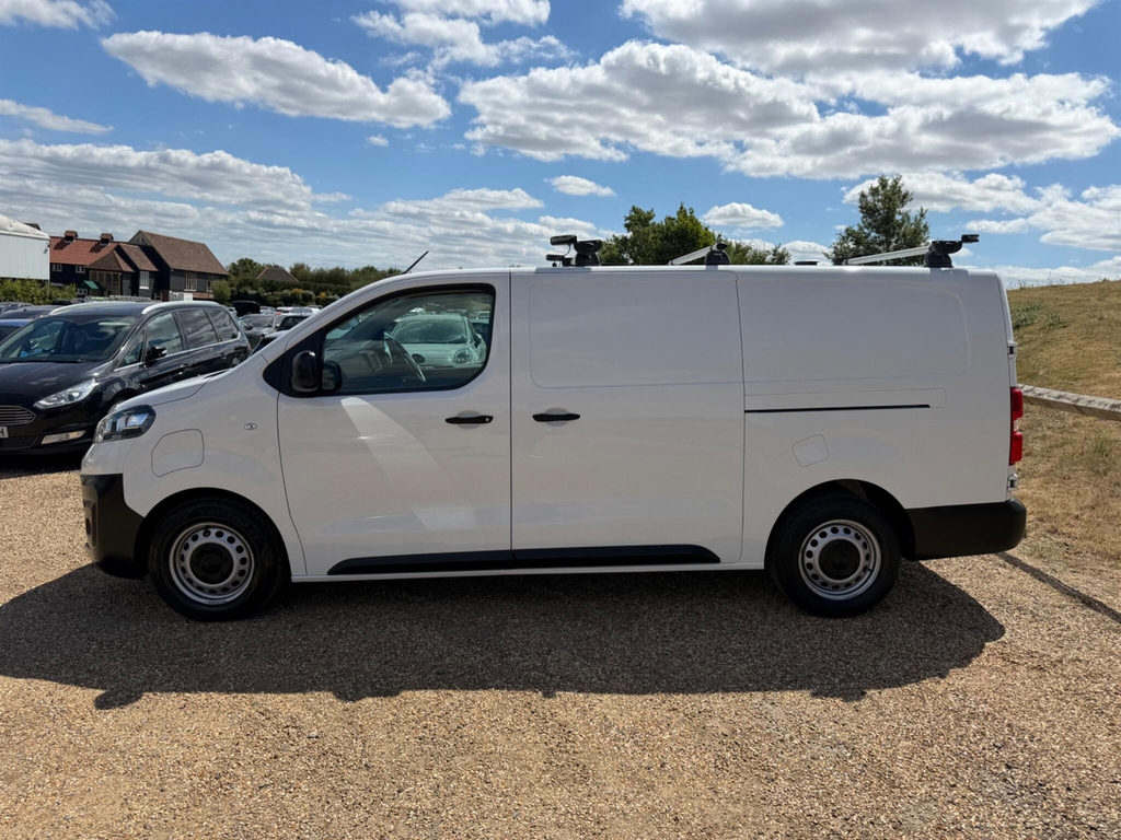Vauxhall Vivaro 3100 50Kwh Dynamic L2 H1 #4
