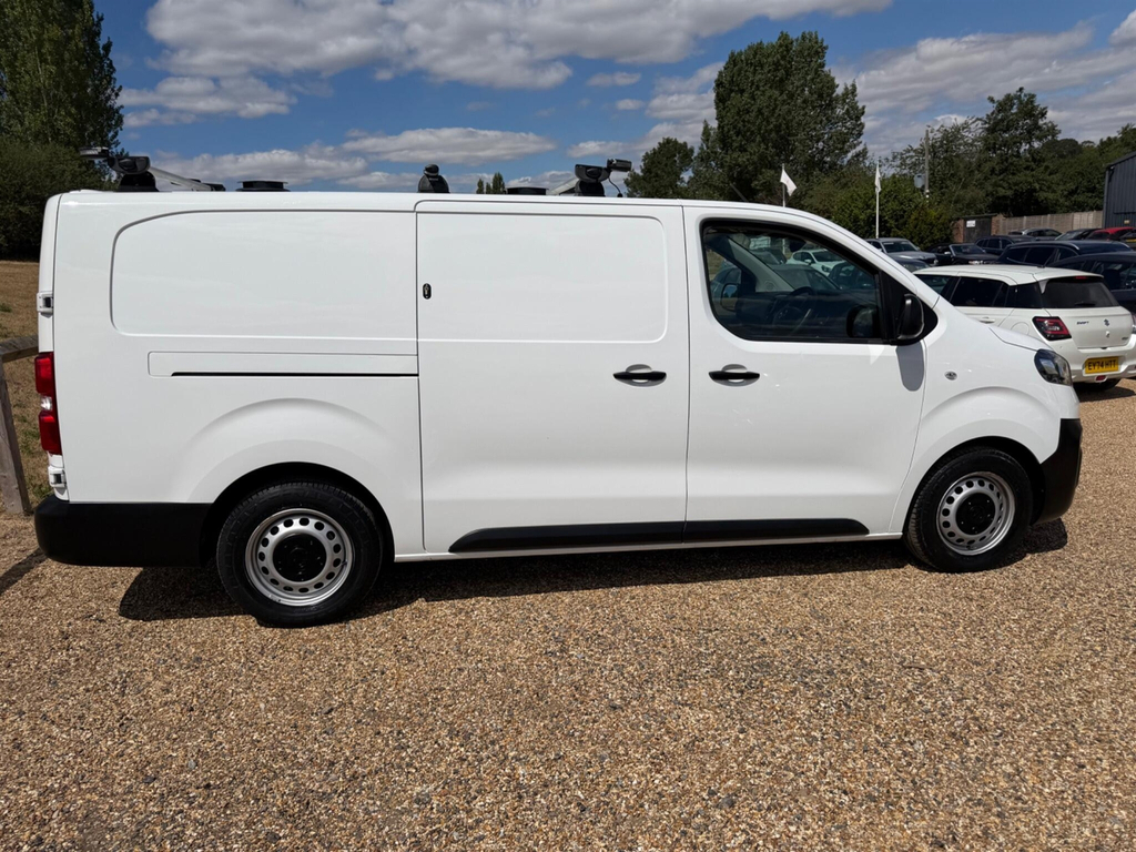 Vauxhall Vivaro 3100 50Kwh Dynamic L2 H1 #6