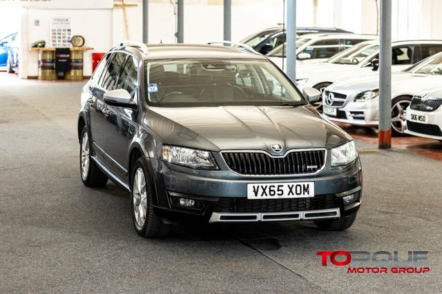 Skoda Octavia 2.0 Tdi Scout Estate Dsg 4Wd Euro 6 S VX65XOM Grey #3