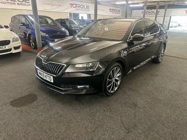Skoda Superb 2.0 Tdi Laurin Klement Hatchback Dsg Black