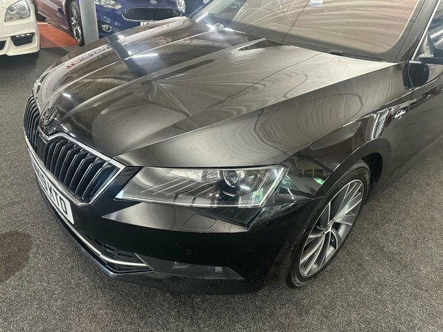 Skoda Superb 2.0 Tdi Laurin Klement Hatchback Dsg Black #5