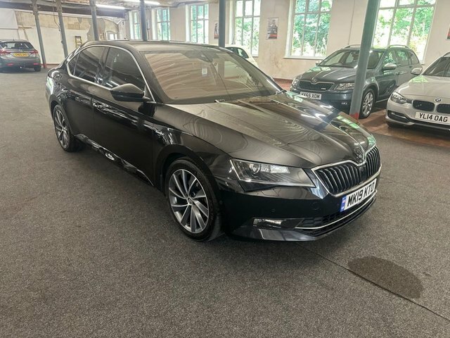 Skoda Superb 2.0 Tdi Laurin Klement Hatchback Dsg Black #2