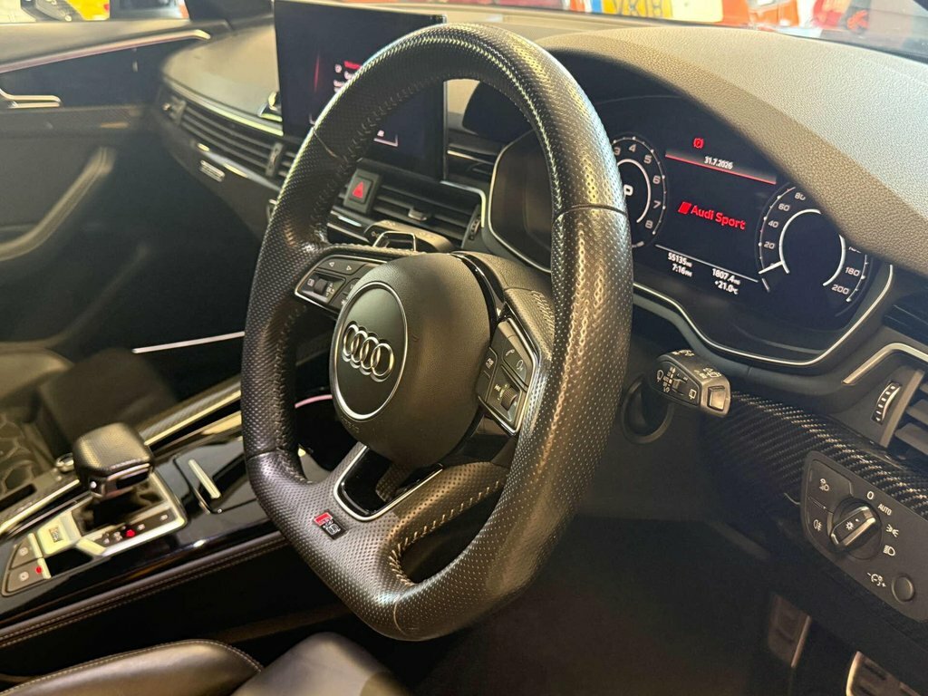 Audi RS4 4 2.9 Rs 4 Carbon Black Tfsi Quattro 4Wd #2