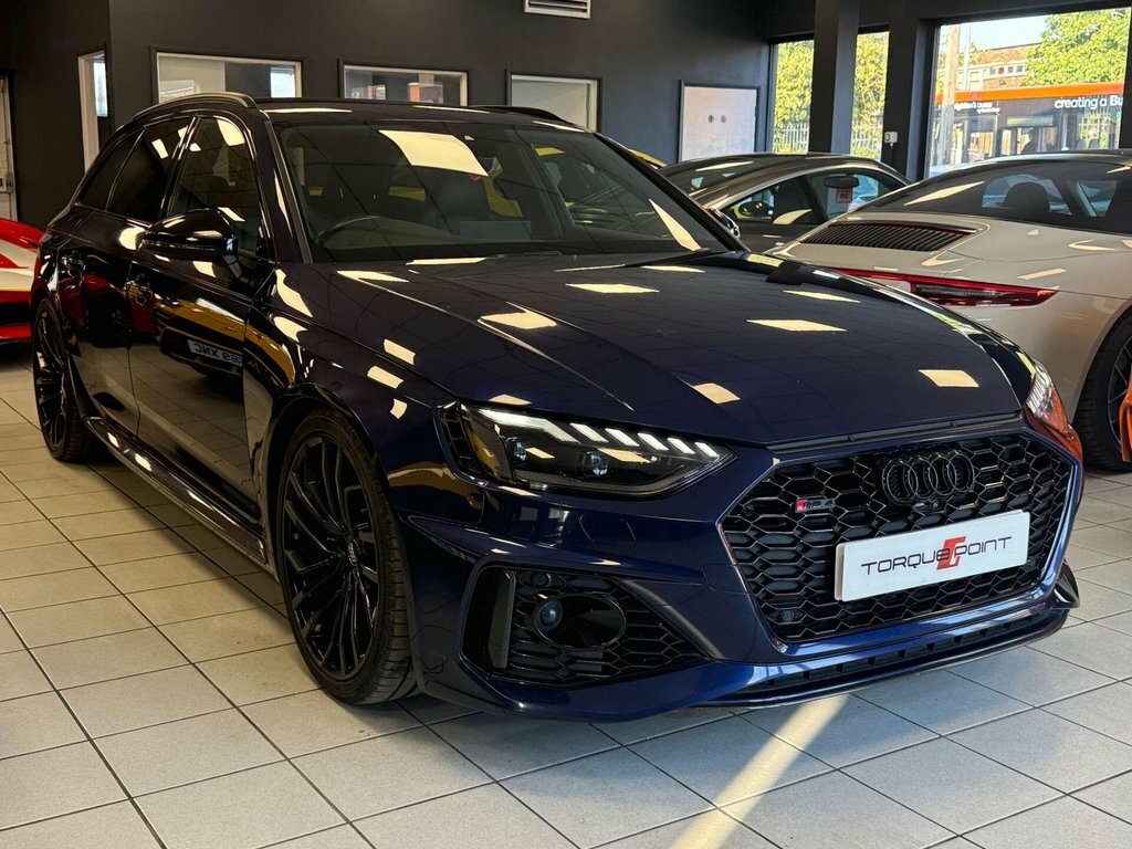 Audi RS4 4 2.9 Rs 4 Carbon Black Tfsi Quattro 4Wd