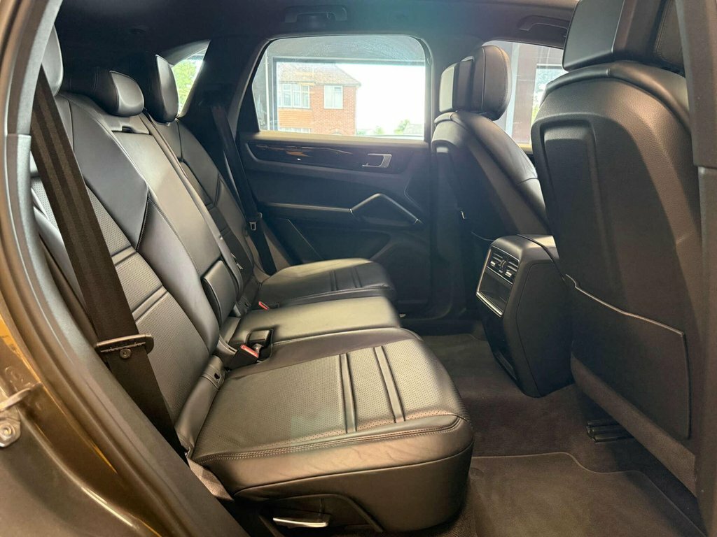 Porsche Cayenne 3.0T V6 Suv Tiptronics 4Wd Euro 6 Ss Black #14