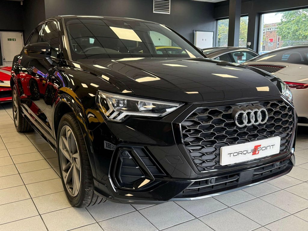 Audi Q3 1.5 Q3 Sportback 35 Tfsi Mhev Black Edition Semi-a
