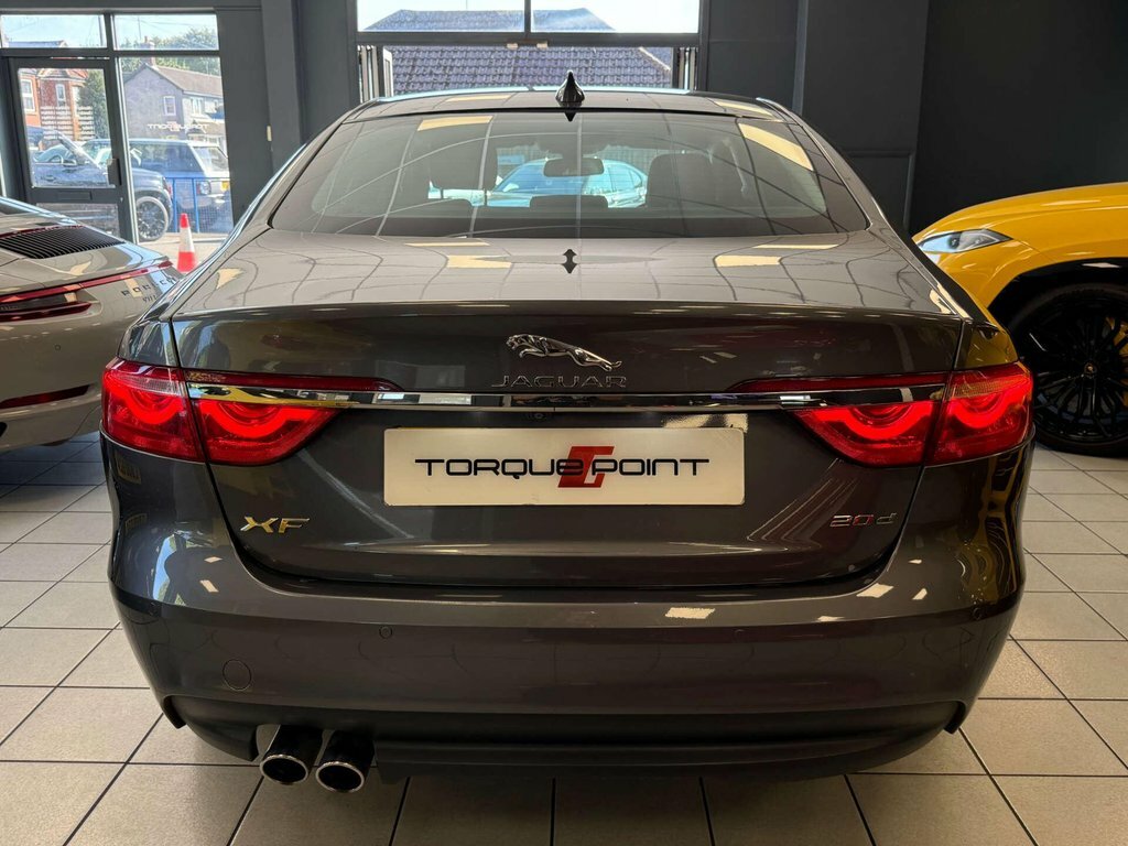 Jaguar XF 2.0D R-sport Euro 6 Ss #9