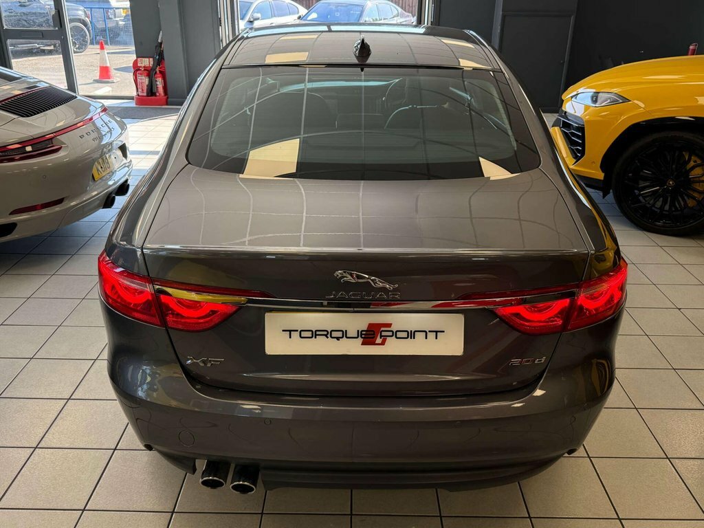 Jaguar XF 2.0D R-sport Euro 6 Ss #7
