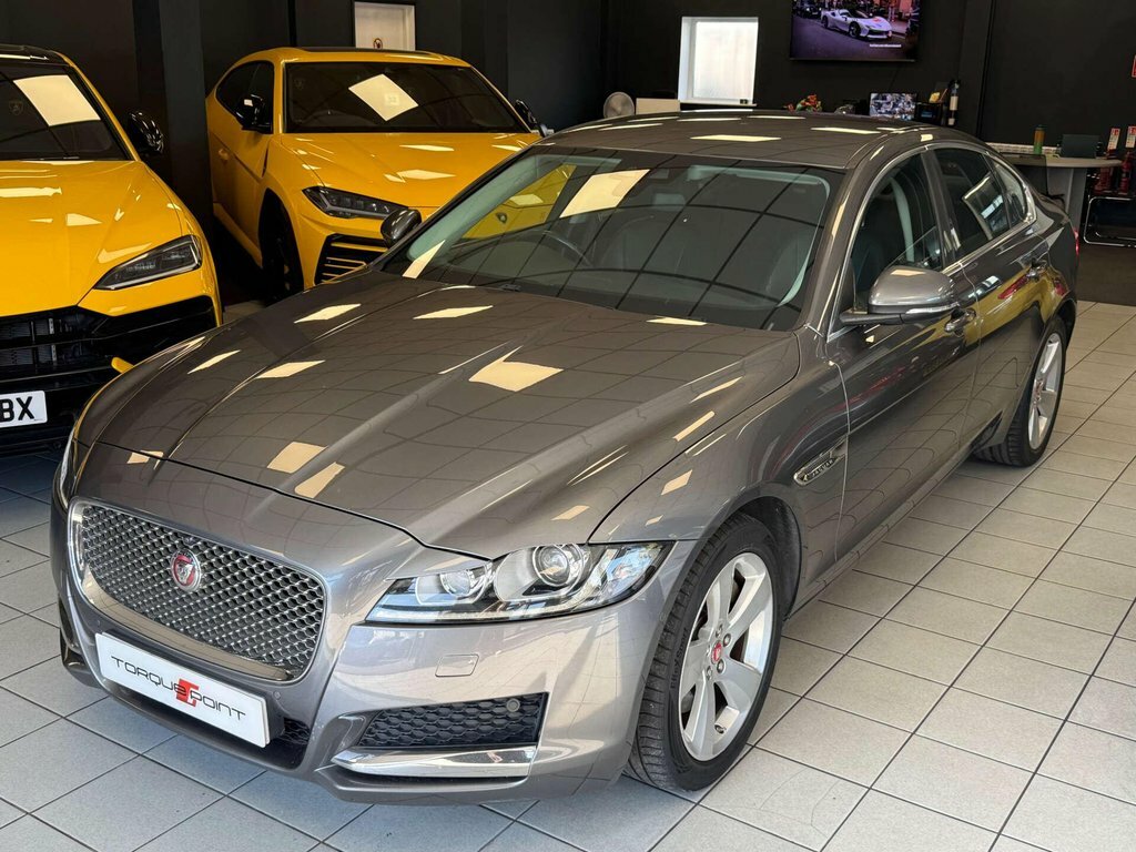 Jaguar XF 2.0D R-sport Euro 6 Ss #23