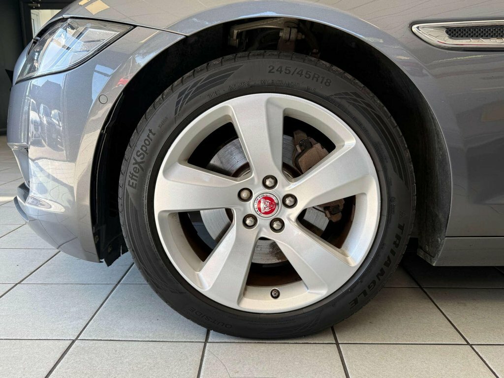 Jaguar XF 2.0D R-sport Euro 6 Ss #27