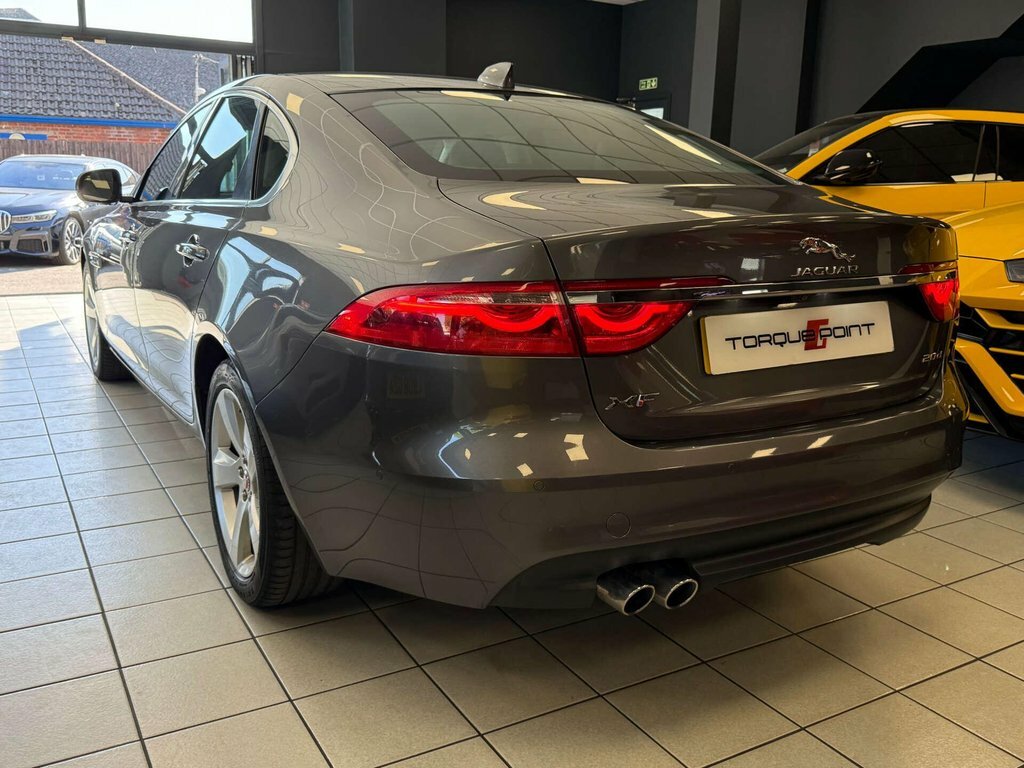 Jaguar XF 2.0 Xf Portfolio D #3