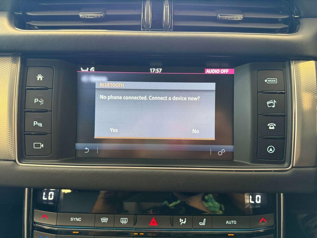 Jaguar XF 2.0D R-sport Euro 6 Ss #20