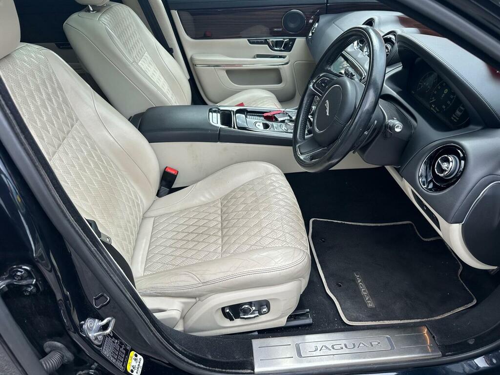 Jaguar XJ 2017 3.0D V6 Portfolio Euro 6 Ss Red #13