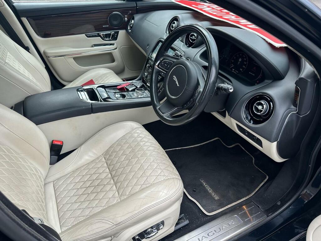 Jaguar XJ 2017 3.0D V6 Portfolio Euro 6 Ss Red #24