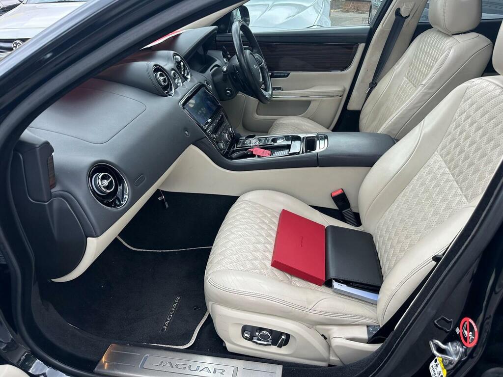 Jaguar XJ 2017 3.0D V6 Portfolio Euro 6 Ss Red #21