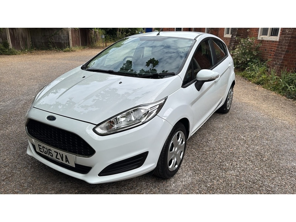Ford Fiesta 1.5 Tdci Style Hatchback Euro 6 EG16ZVA White #4