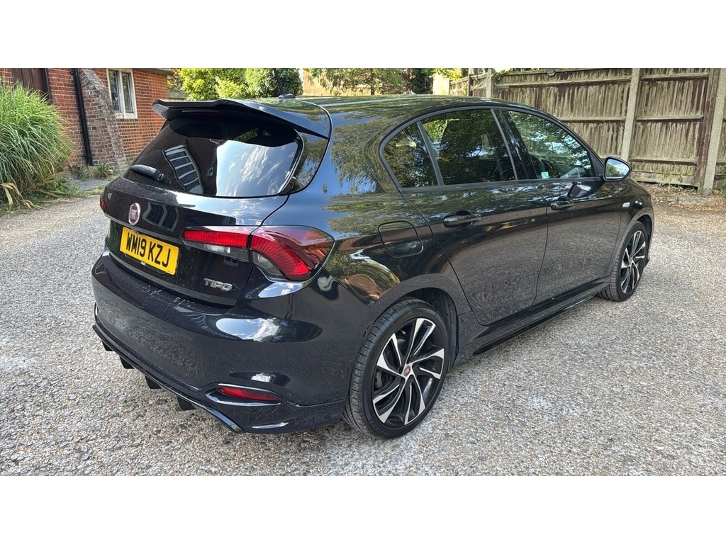 Fiat Tipo Hatchback 1.4 T-jet Sport Euro 6 Ss 20196 Black #8