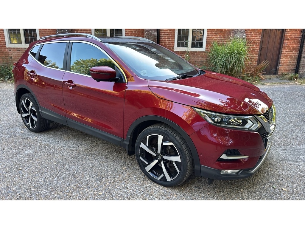 Nissan Qashqai 1.3 Dig-t Tekna Suv Dct Euro 6 S Red #4