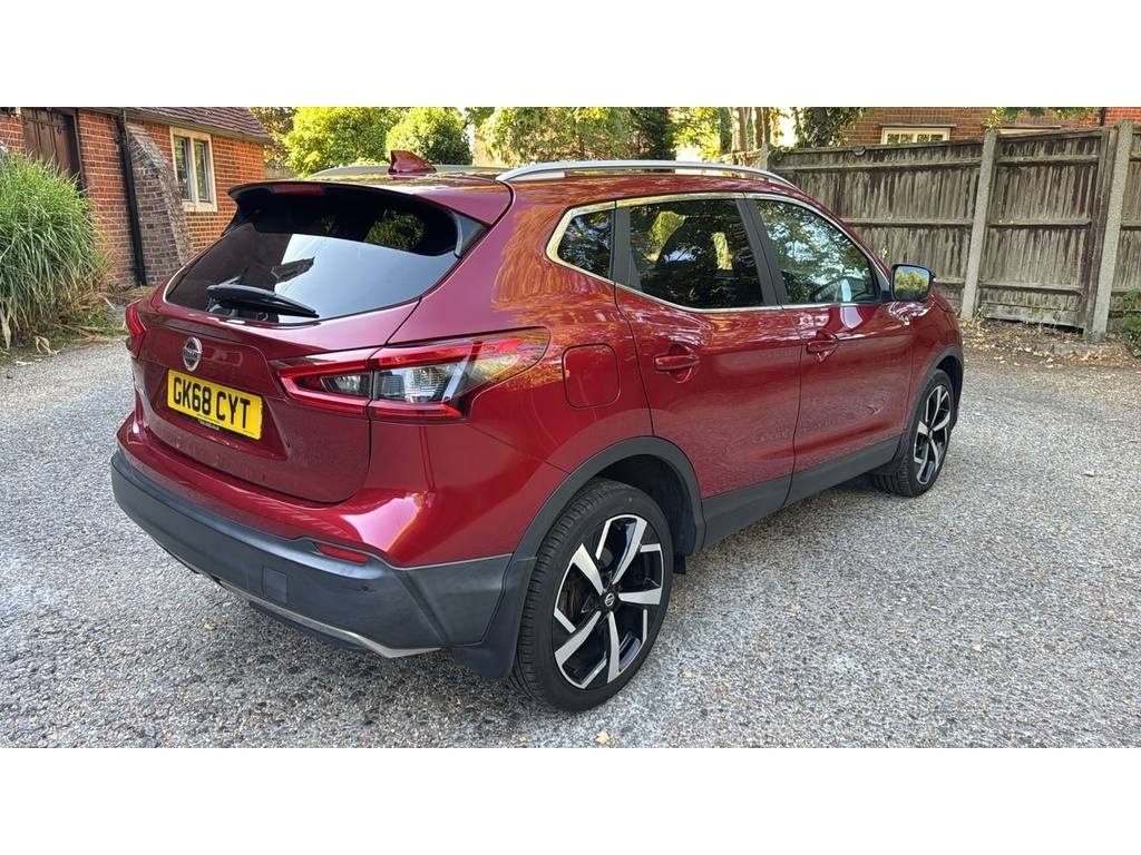 Nissan Qashqai 1.3 Dig-t Tekna Suv Dct Euro 6 S Red #5