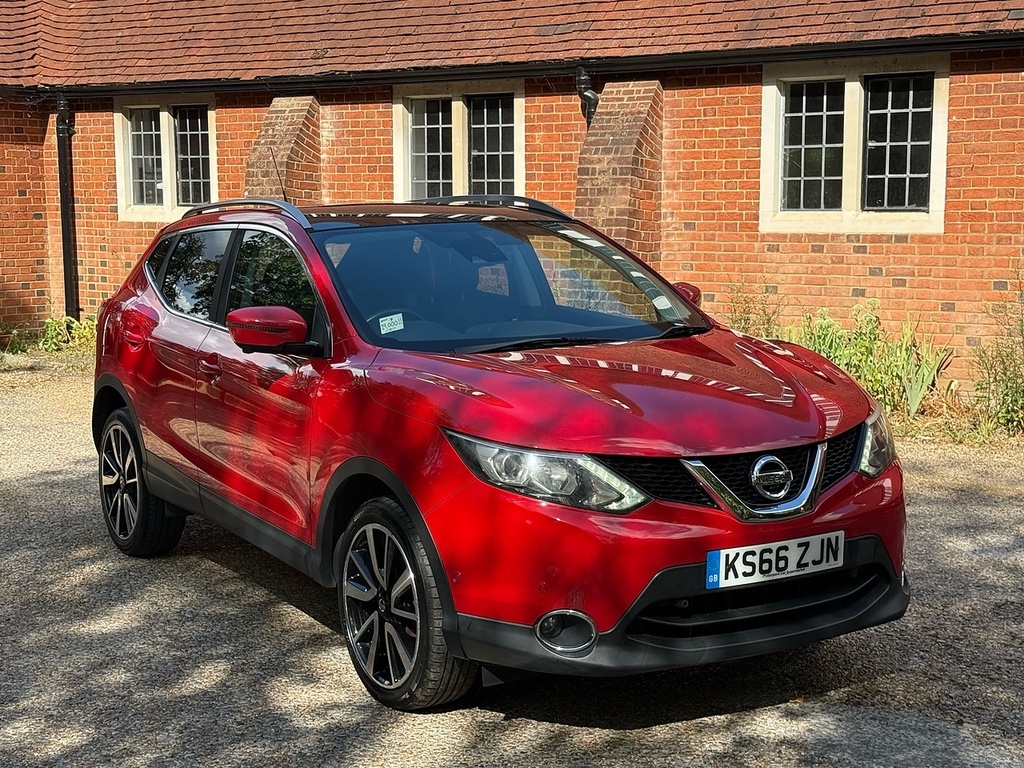Nissan Qashqai 1.5 Dci Tekna Suv 2Wd Euro 6 S Red #6